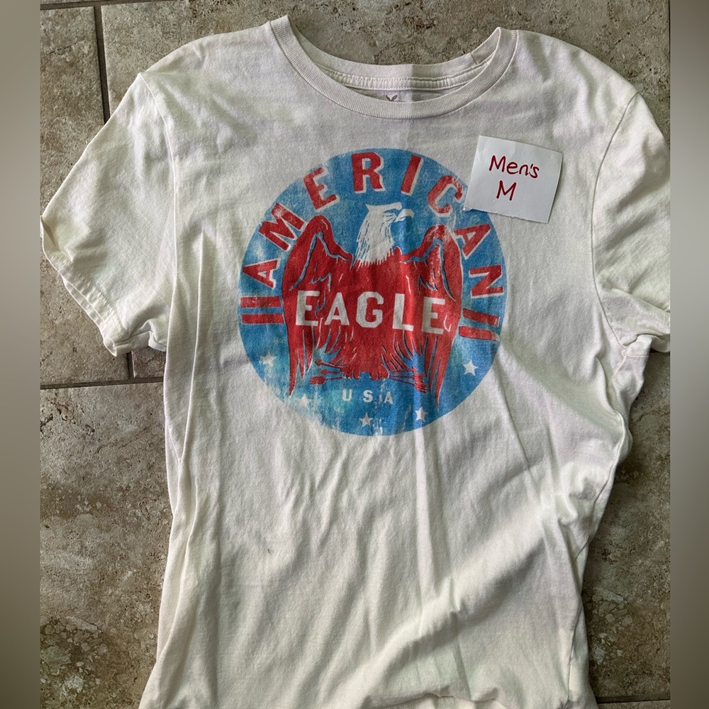 American Eagle T-shirt